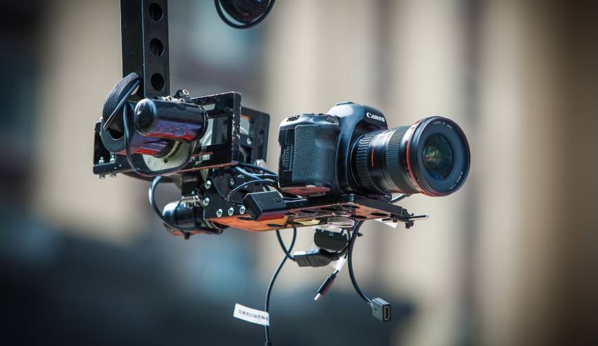 科技赋能生活：江华产品视频拍摄开启智能新时代